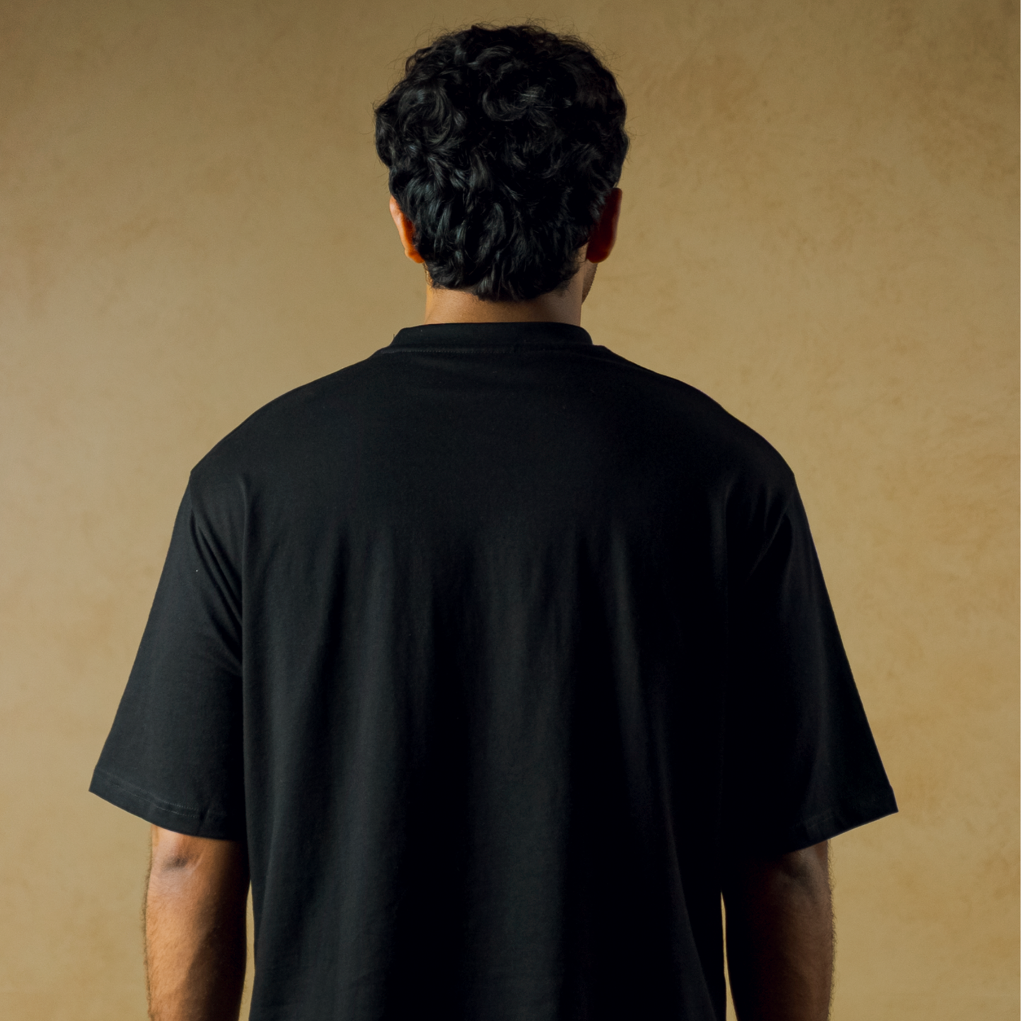 Black Core Drop- Oversize Boxy Fit-Tee
